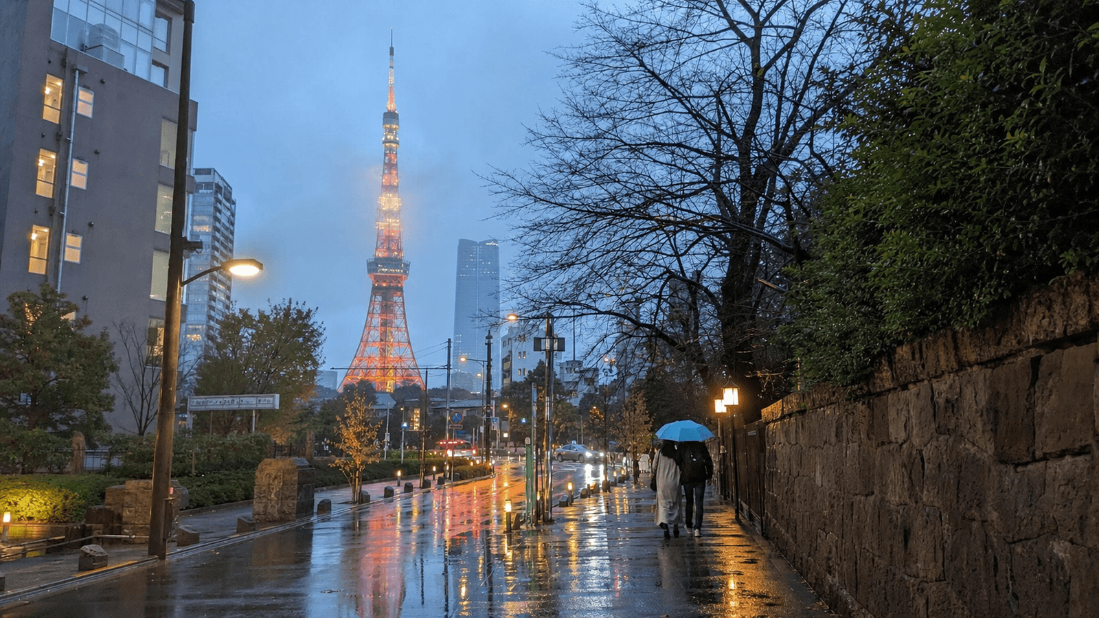 雨の日の東京デート、諦めてませんか?2026年最新版!定番スポットの意外な魅力と「傘なし」で楽しむ秘訣