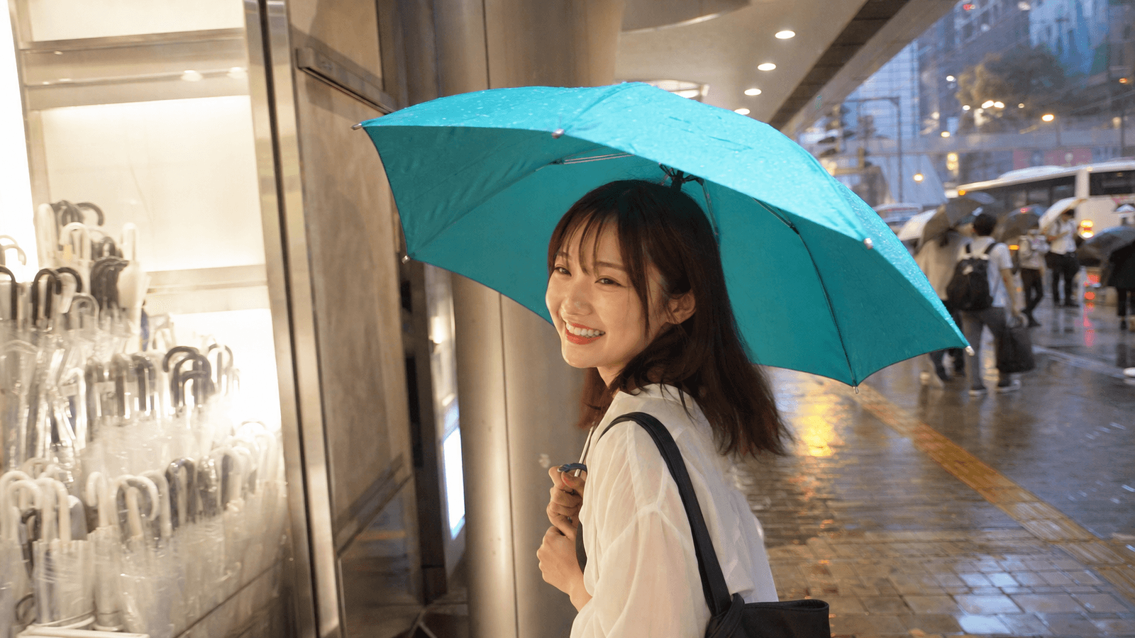 【2026年】急な雨対策、コンビニ傘はもう古い!私が『アイカサ』で「傘忘れた」問題を解決した3つの体験談