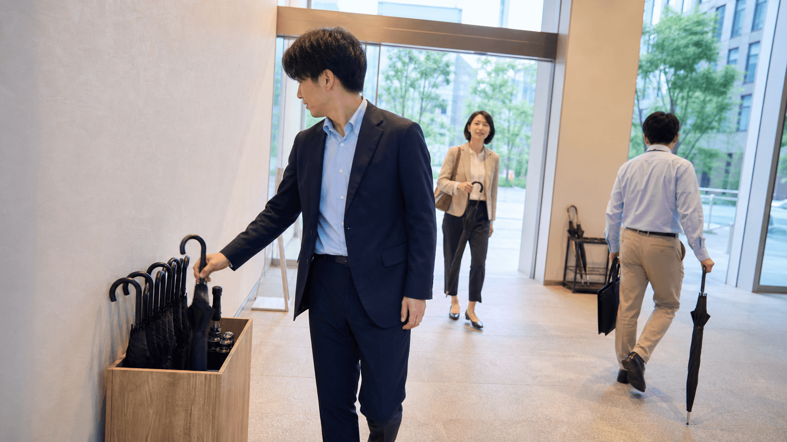 置き傘の再定義「1本持つ」から「使える状態を常備する」へ